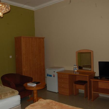 Al Amwaj Hotel Sharjah Exterior photo